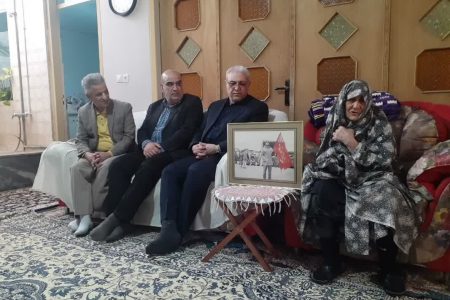 تقدیر و قدردانی مدیر منطقه یک شهرداری ورامین از خانواده شهدا
